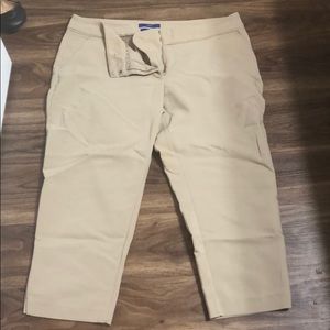 Khaki Capri